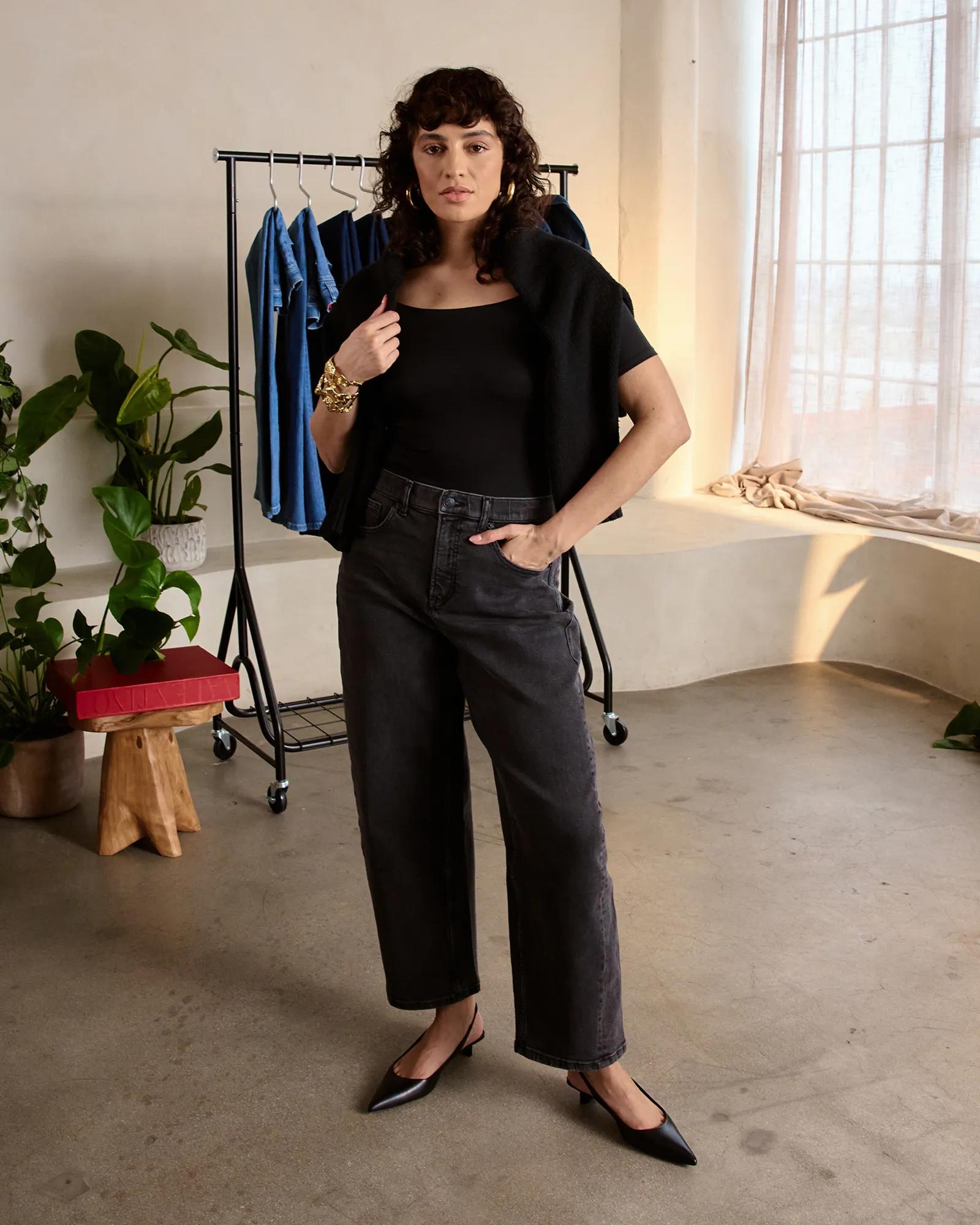 1225 SITE DressedUpDenim KarlaImage3 Desktop