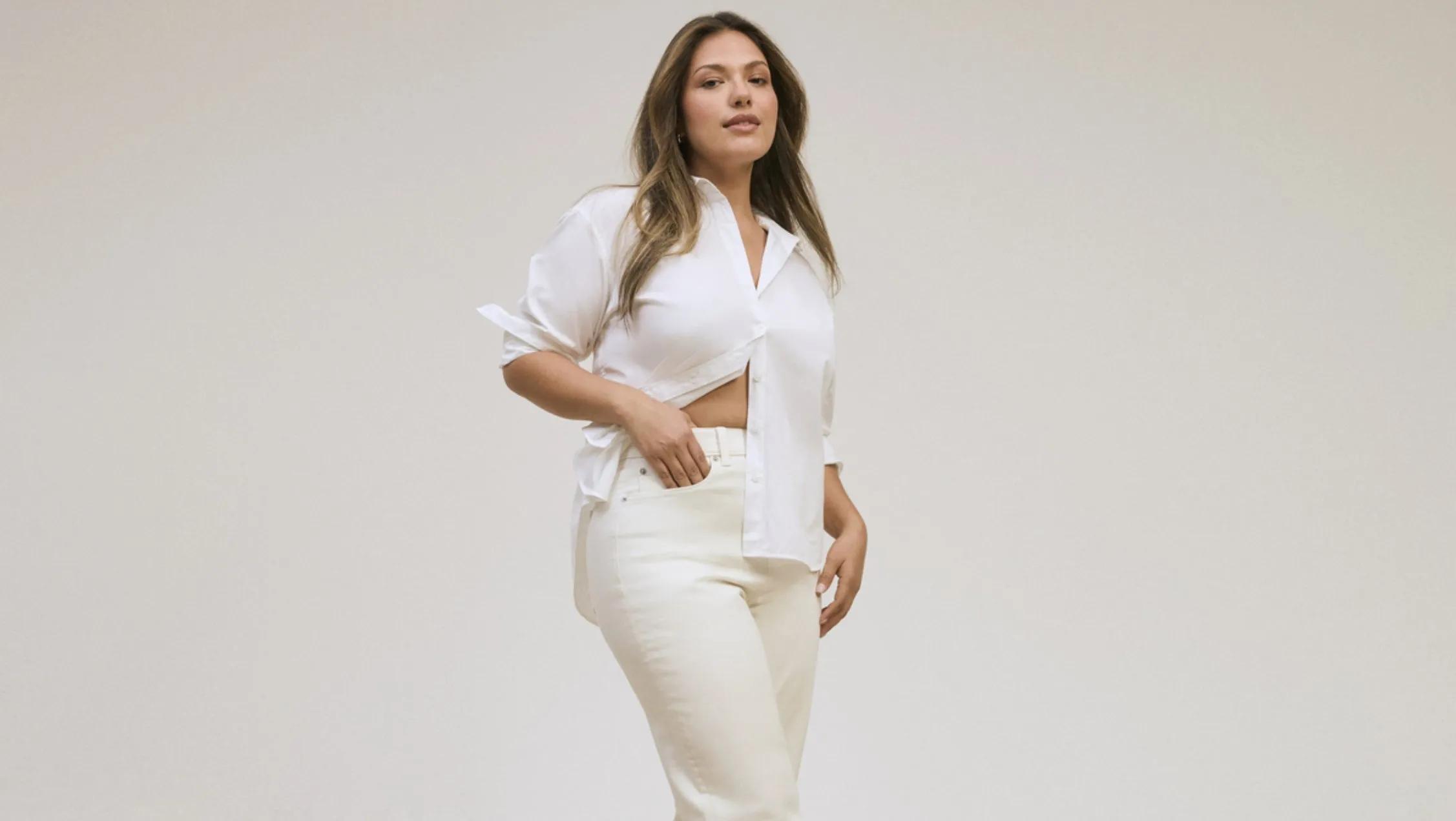 5 Ways to Style Women's White Pants (and What to Wear Underneath)