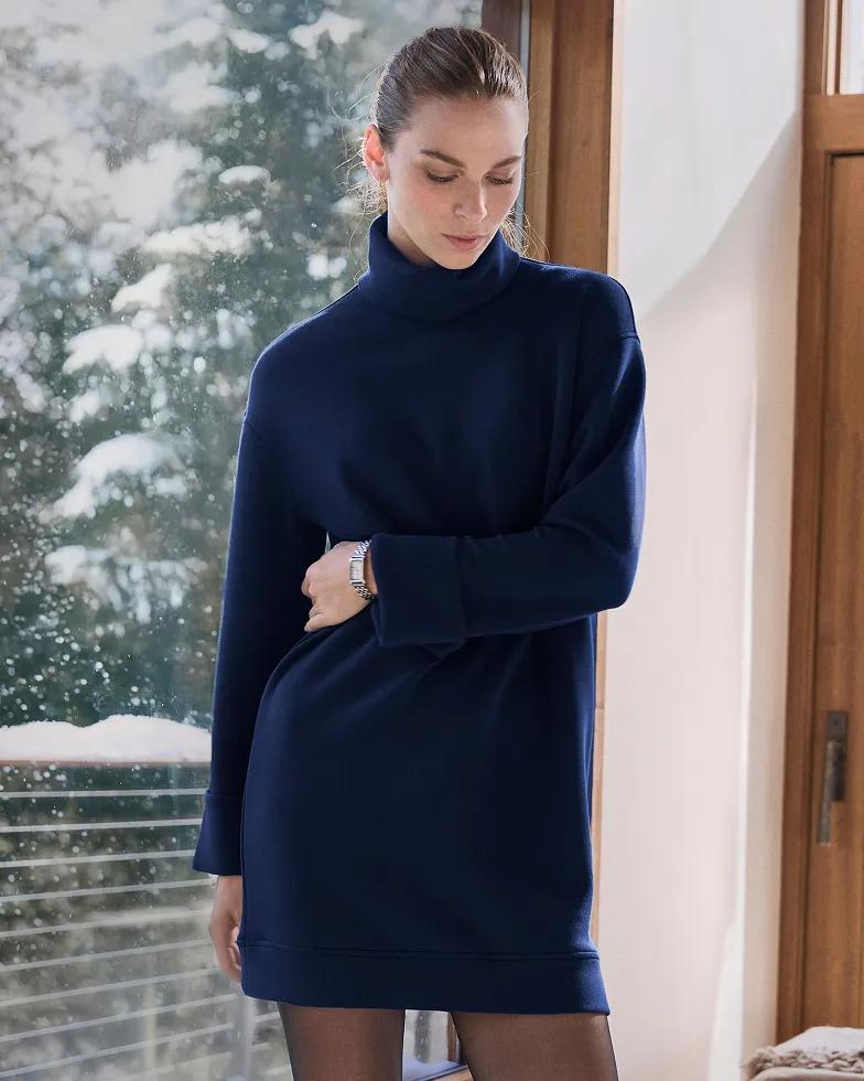 0126 SITE VisualNav Clothing Dresses