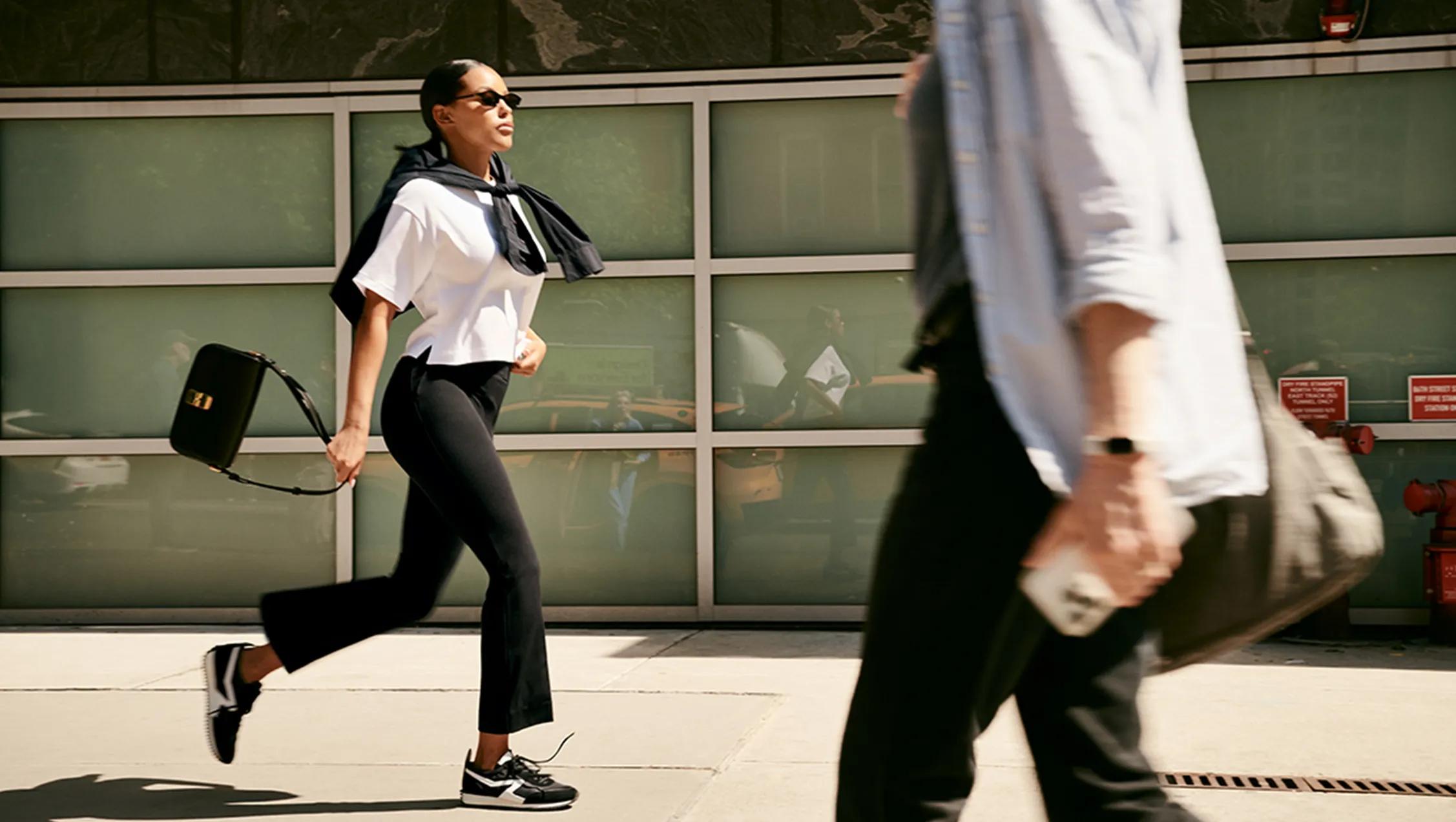 What Are the Best Women’s Work Pants for Comfort and Style in 2025?