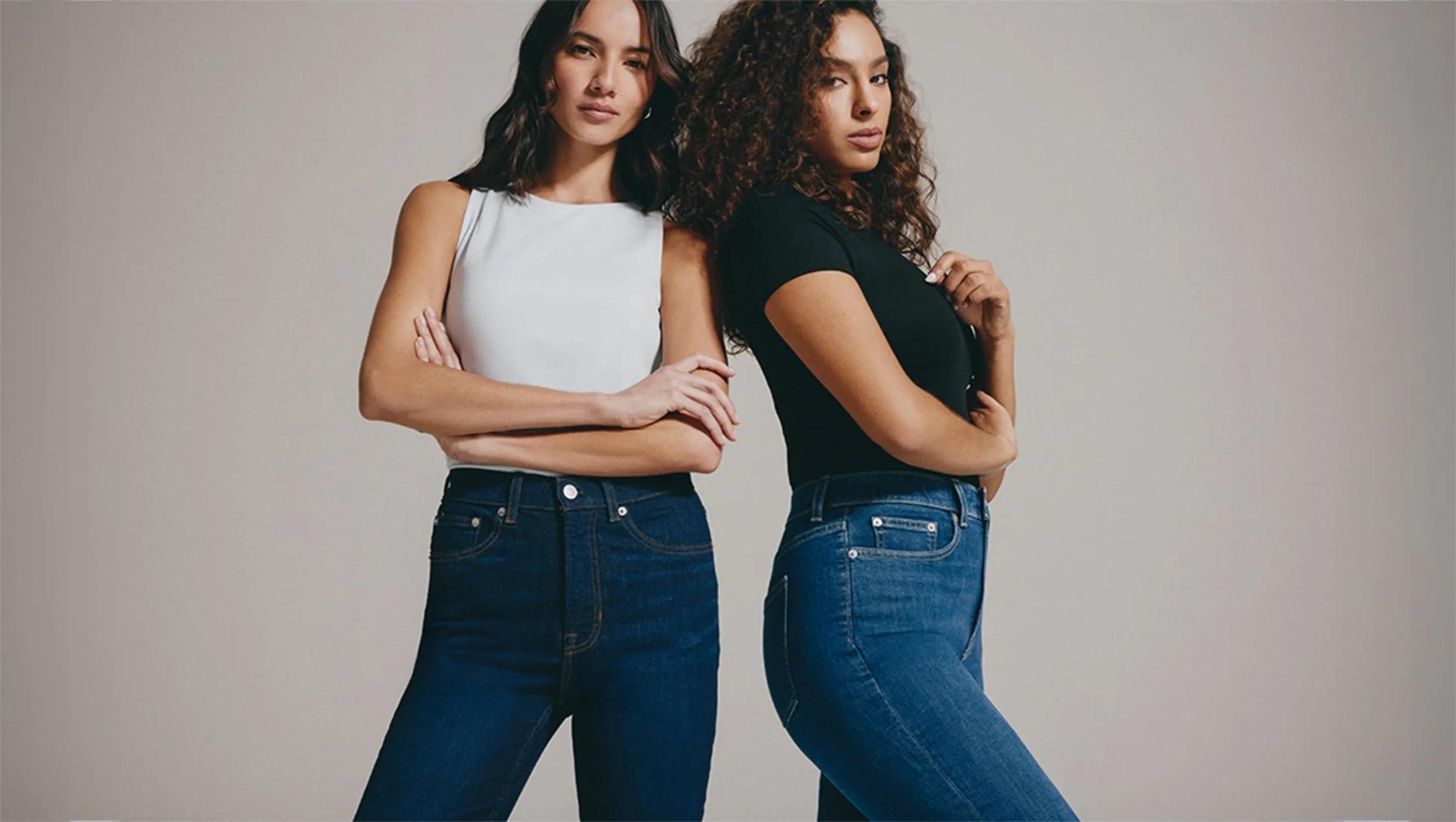 Sculpting Jeans vs. Regular Jeans: 5 Big Differences Explained
