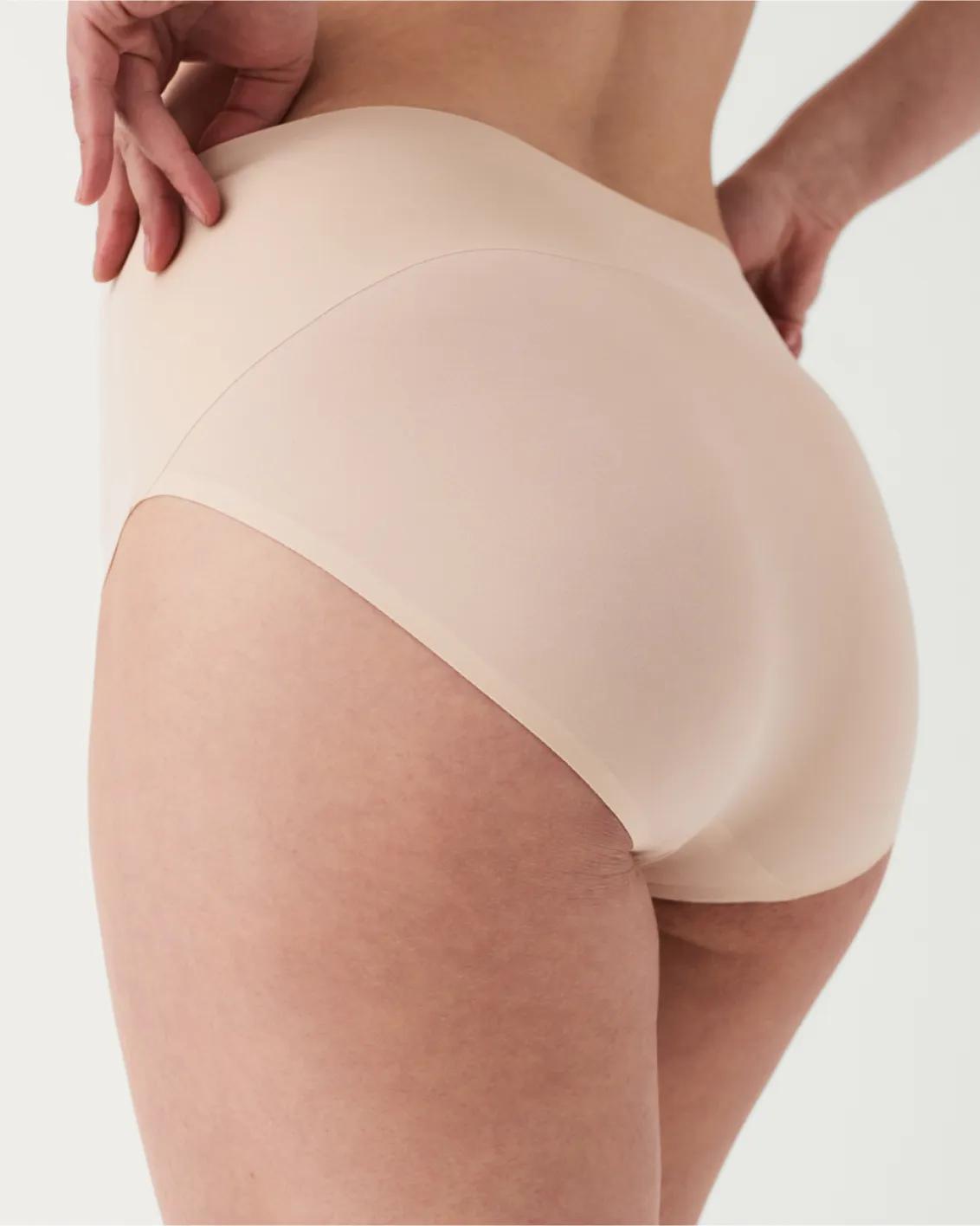 Seamless Smoothing Brief with No VPL | SPANX